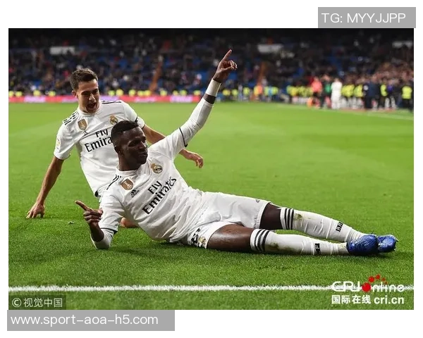 西班牙足协将重新审查维尼修斯倒地未判点球事件引发关注