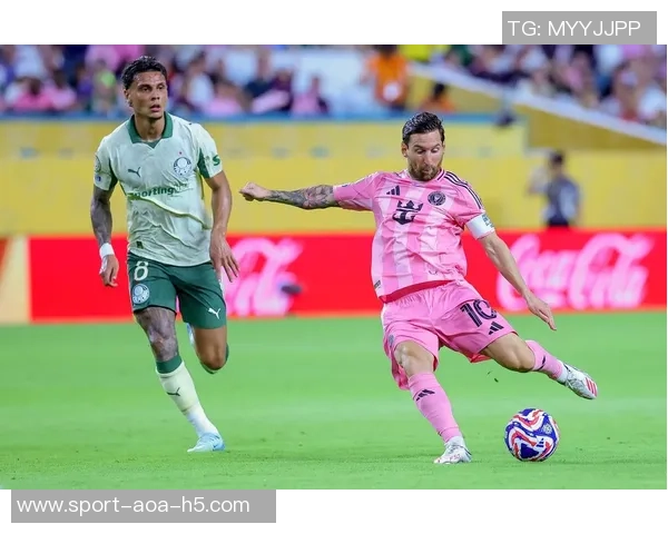 那不勒斯计划以3000万欧元引进帕尔梅拉斯中场阿兰